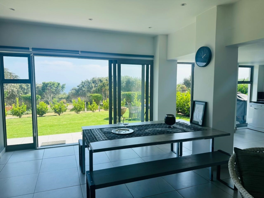 4 Bedroom Property for Sale in Herolds Bay Western Cape